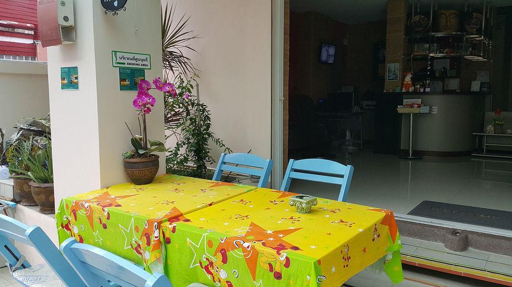 Bgw Phuket Hostel Patong Exterior photo