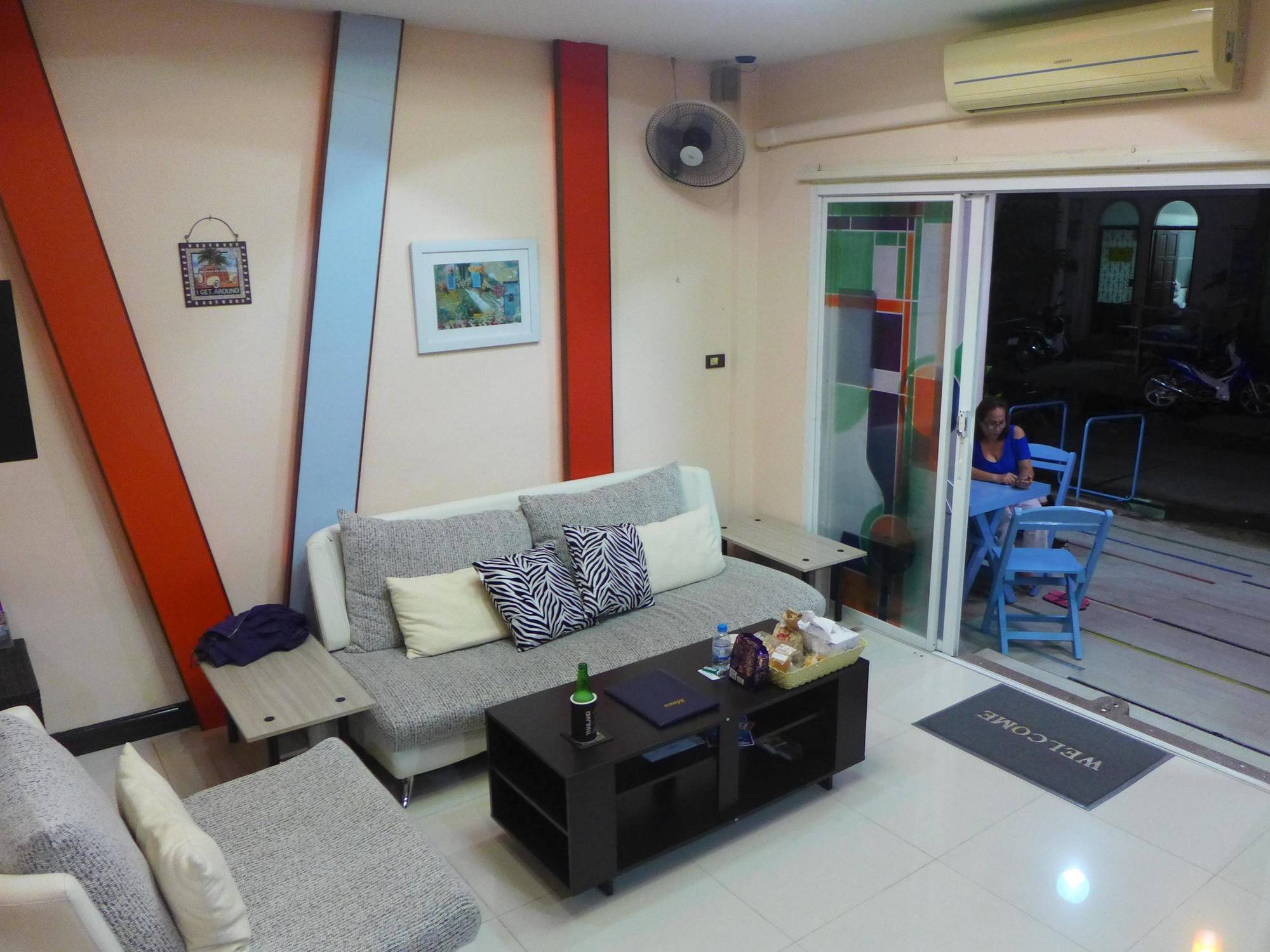 Bgw Phuket Hostel Patong Exterior photo