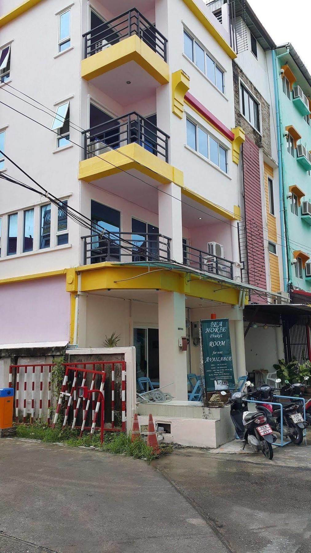 Bgw Phuket Hostel Patong Exterior photo