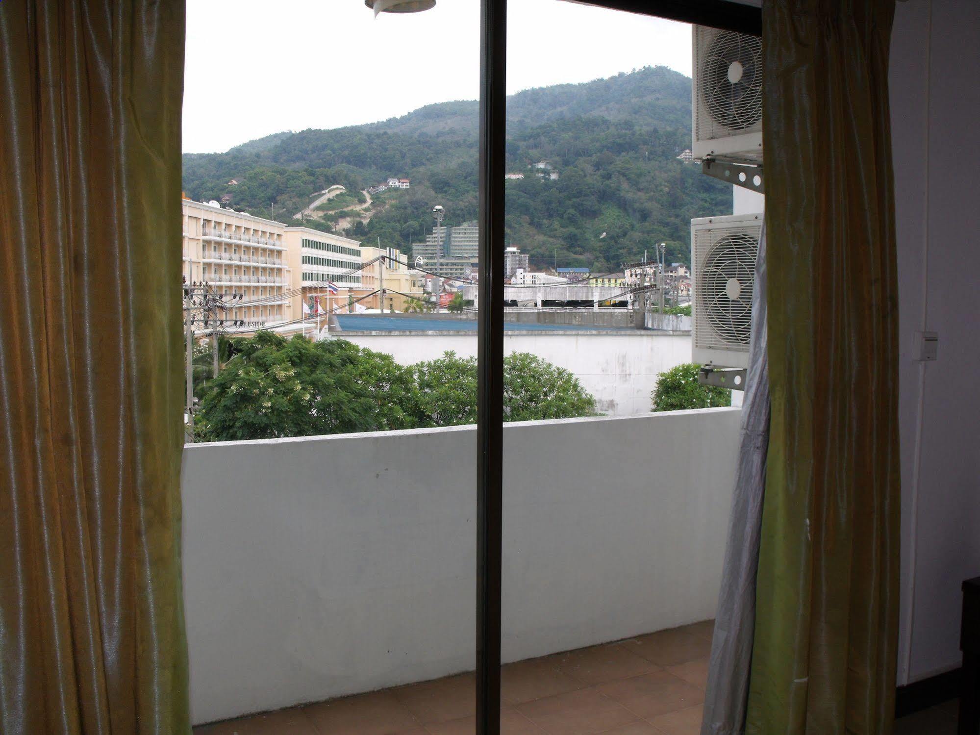 Bgw Phuket Hostel Patong Exterior photo