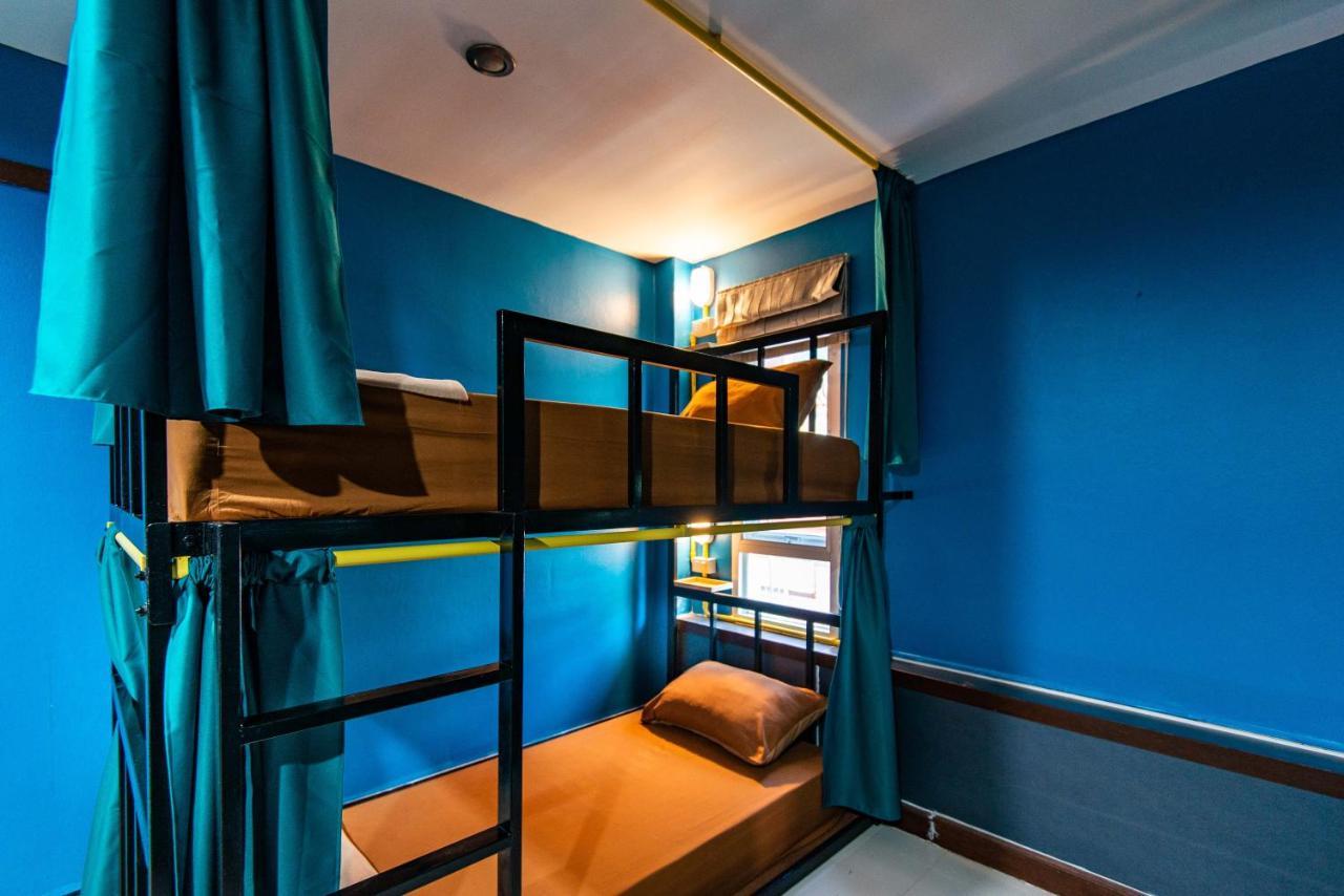 Bgw Phuket Hostel Patong Exterior photo