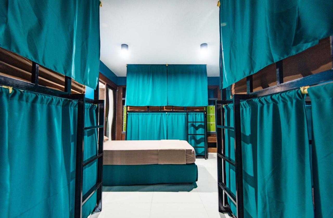 Bgw Phuket Hostel Patong Exterior photo